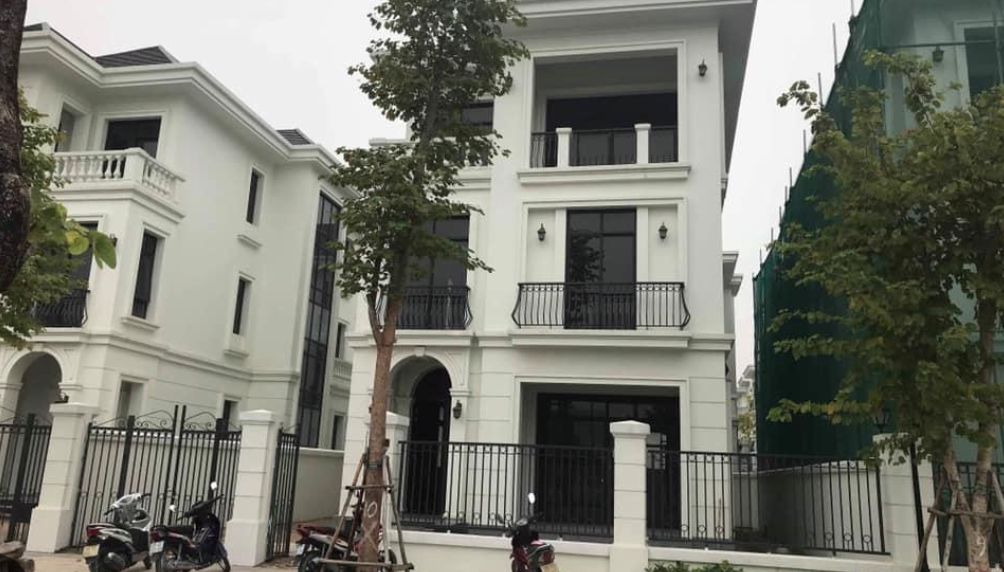Chính chủ cần cho thuê gấp nhà liền kề Vinhomes Green Bay, DT 99m2, full nội thất thiết kế hiện đại